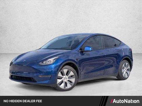 Used 2021 Tesla Model Y Long Range AWD/4WD image 1