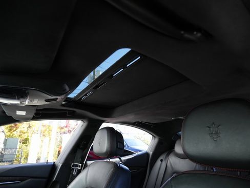 Used 2015 Maserati Ghibli S Q4 image 21