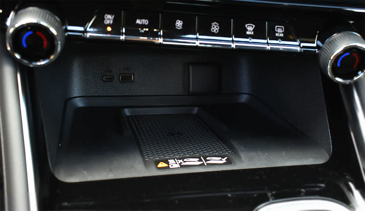 New 2027 Chevrolet Traverse RS AWD/4WD image 22