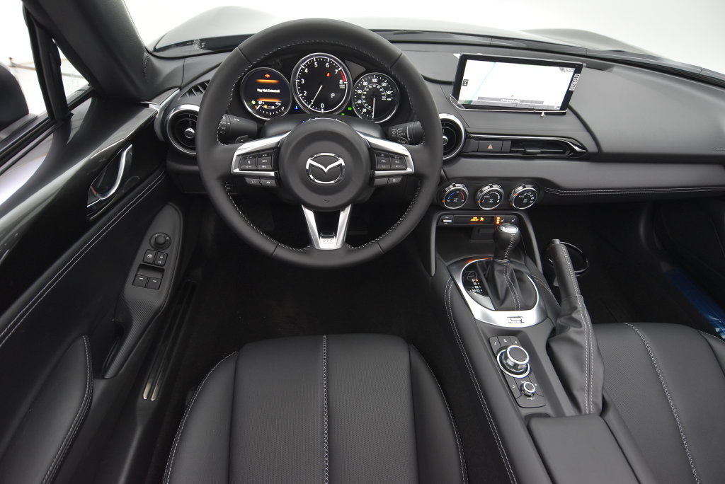 Used 2025 MAZDA MX-5 Miata RF Grand Touring RWD image 29