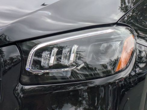 Used 2024 Mercedes-Benz GLS 63 AMG 4MATIC image 9
