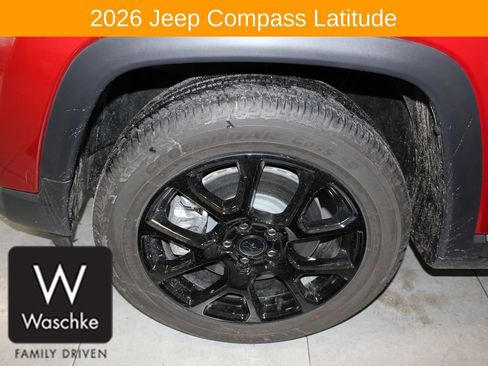 Used 2026 Jeep Compass Latitude w/ Quick Order Package 29K AWD/4WD image 10