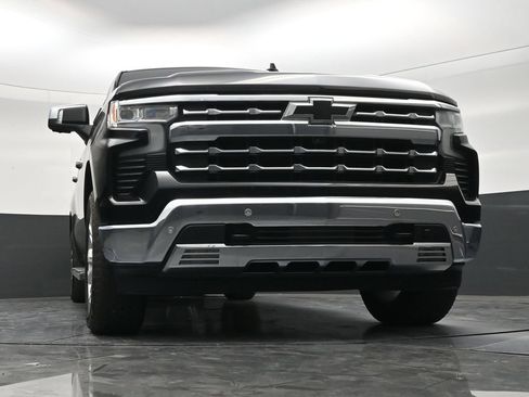 Used 2023 Chevrolet Silverado 1500 LTZ AWD/4WD image 26