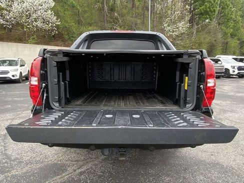 Used 2009 Chevrolet Avalanche LT w/ Convenience Package #1 image 12