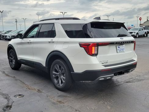 New 2026 Ford Explorer Active w/ Active Comfort Package AWD/4WD image 6