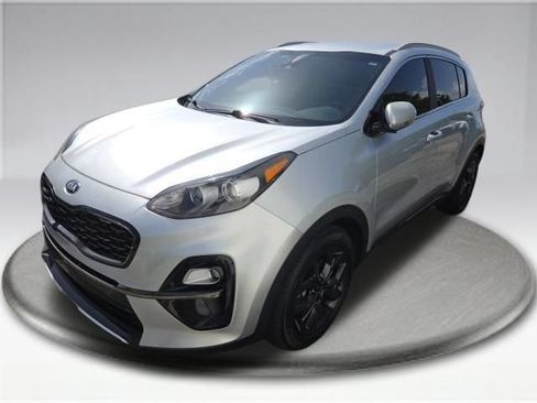 Used 2020 Kia Sportage S FWD image 12