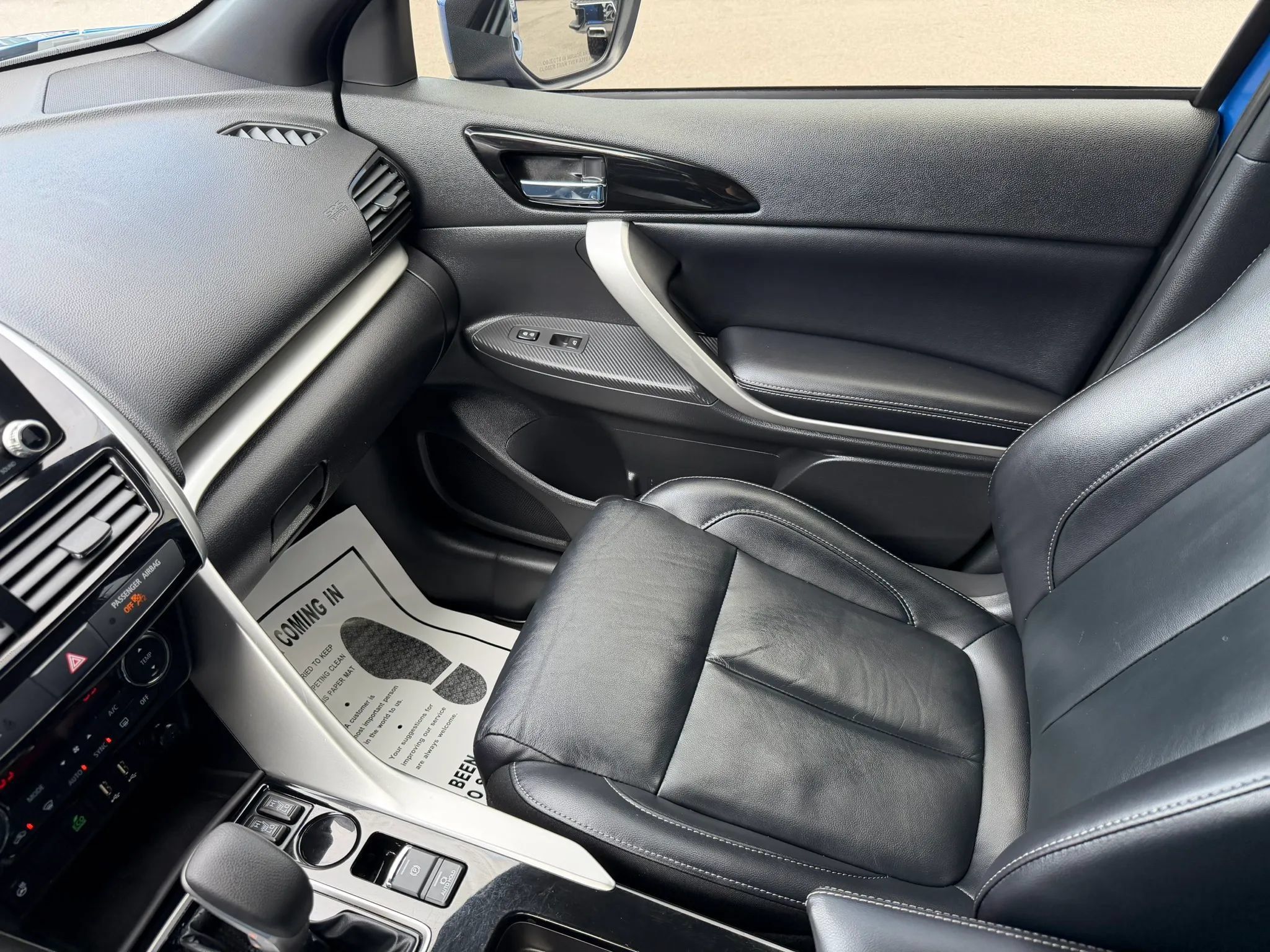 Used 2022 Mitsubishi Eclipse Cross SE FWD image 12