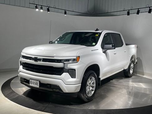 Used 2026 Chevrolet Silverado 1500 RST AWD/4WD image 8