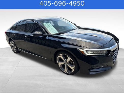 Used 2018 Honda Accord Touring image 7