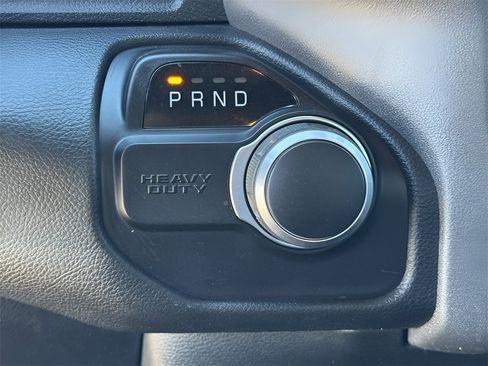 Used 2022 RAM 2500 Tradesman w/ Chrome Appearance Group image 27