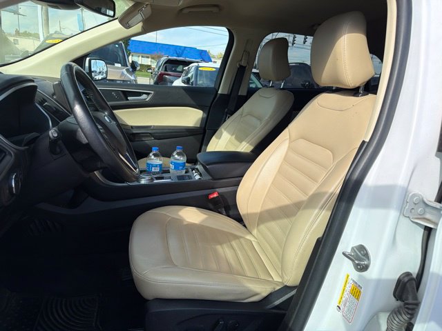 Used 2021 Ford Edge SEL w/ Convenience Package AWD/4WD image 22