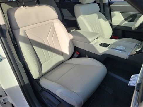 New 2026 Hyundai Santa Fe SEL image 18