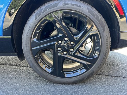 New 2025 Chevrolet Equinox EV RS w/ Convenience Package II image 41