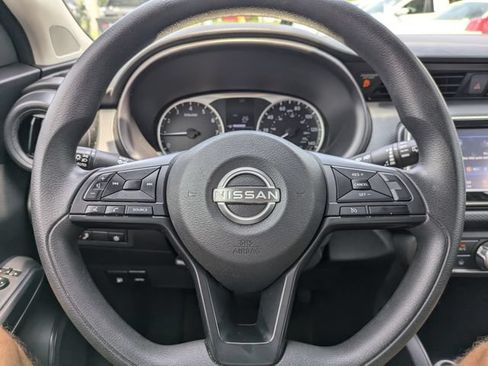 Used 2024 Nissan Kicks S FWD image 27