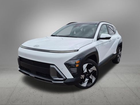 Certified 2025 Hyundai Kona Limited AWD/4WD image 1