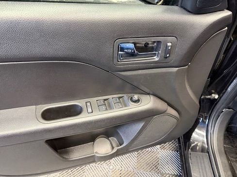 Used 2009 Ford Fusion SE image 14