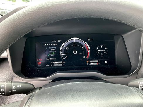 New 2026 Toyota Tundra Limited AWD/4WD image 26