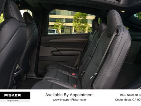 Used 2024 Tesla Model X image 16