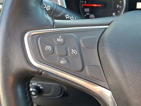 Used 2019 Chevrolet Equinox LT image 33