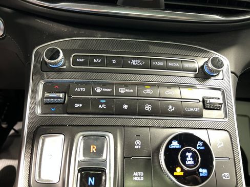 Used 2023 Hyundai Santa Fe SEL w/ Premium Package AWD/4WD image 17
