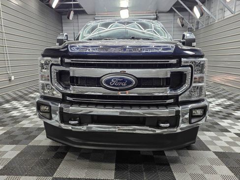 Used 2022 Ford F250 XLT w/ XLT Premium Package AWD/4WD image 3