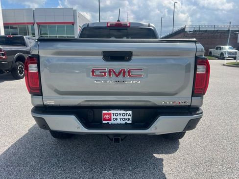 Used 2024 GMC Canyon AT4X AWD/4WD image 4