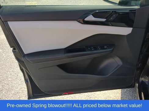 Used 2025 Volkswagen Taos S FWD image 20