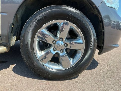 Used 2018 RAM 1500 Express w/ Express Value Package AWD/4WD image 38