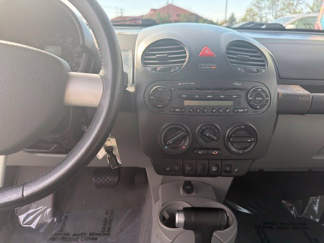 Used 2005 Volkswagen Beetle GLS FWD image 10