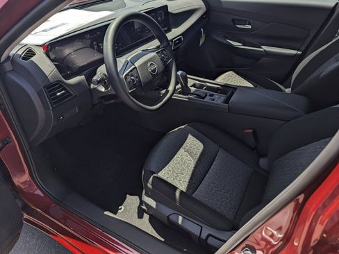 New 2026 Nissan Sentra SV w/ Floor Mat Package FWD image 9