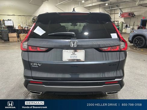 Used 2025 Honda CR-V Sport-L image 7