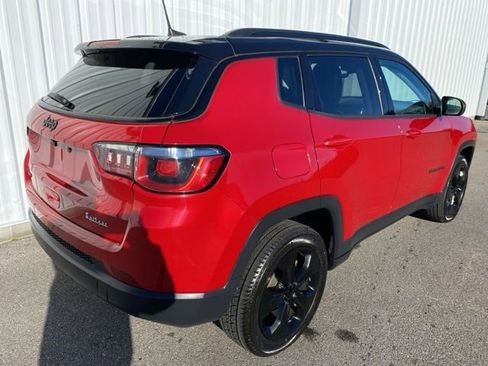 Used 2018 Jeep Compass Latitude w/ Popular Equipment Group image 2