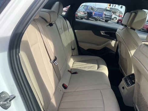Used 2023 Audi A4 2.0T Premium w/ Convenience Package image 28