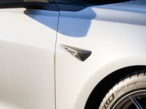 Used 2018 Tesla Model 3 Long Range image 56