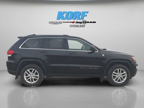 Used 2018 Jeep Grand Cherokee Laredo image 5