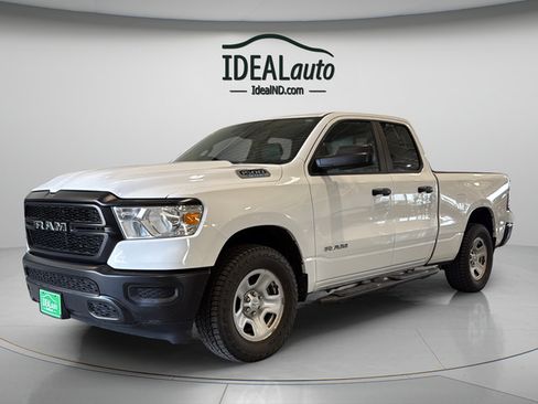 Used 2022 RAM 1500 Tradesman w/ Level 1 Safety Group AWD/4WD image 1