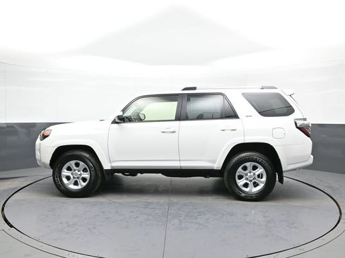 Certified 2024 Toyota 4Runner SR5 image 9