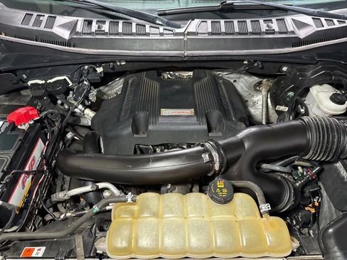 Used 2018 Ford F150 Raptor w/ Equipment Group 802A Luxury image 6