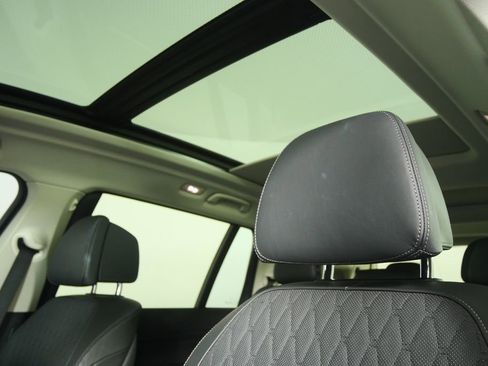 Used 2021 BMW X7 xDrive40i w/ Executive Package image 12