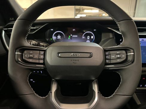 New 2026 Jeep Cherokee Overland AWD/4WD image 23