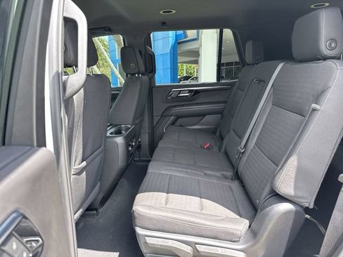 Used 2025 Chevrolet Tahoe LS AWD/4WD image 27