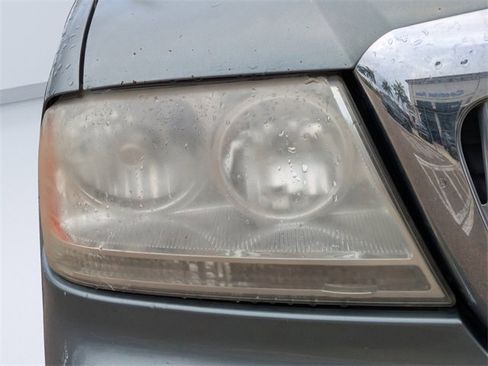 Used 2005 Lincoln Aviator 2WD image 10