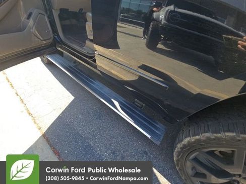 Used 2015 Chevrolet Tahoe LTZ AWD/4WD image 10