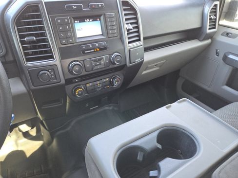 Used 2018 Ford F150 XLT AWD/4WD image 27