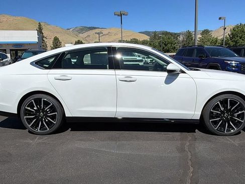 New 2026 Honda Accord Touring image 2