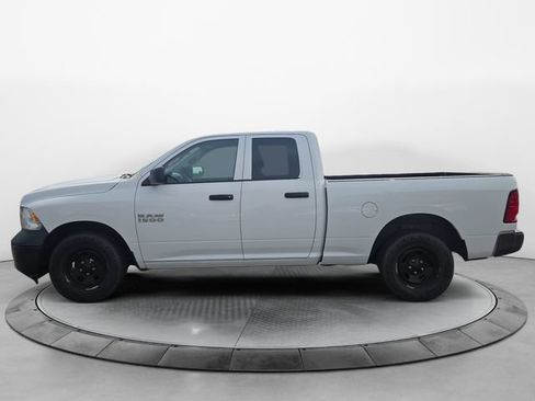 Used 2018 RAM 1500 Tradesman RWD image 2