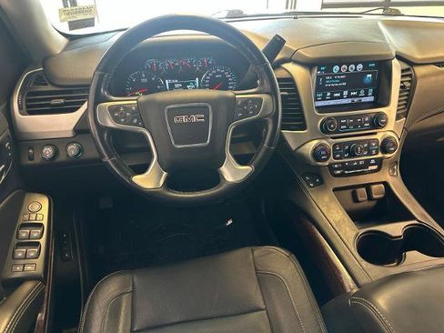 Used 2020 GMC Yukon SLT AWD/4WD image 2