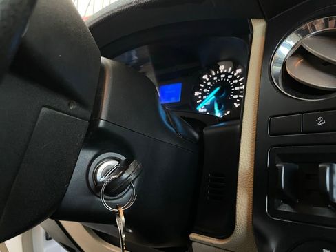 Used 2015 Ford Expedition XL image 33