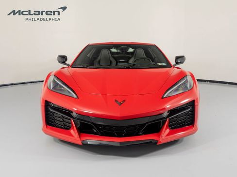 Used 2024 Chevrolet Corvette Z06 RWD image 9