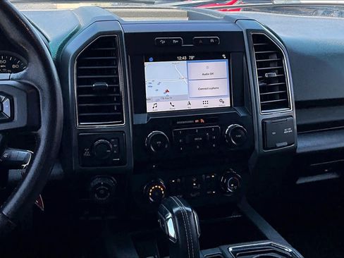 Used 2018 Ford F150 XLT w/ Equipment Group 302A Luxury AWD/4WD image 7